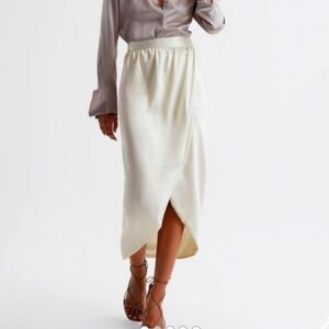 Reiss Tyra Silk High-Low Wrap skirt size 12 nwt